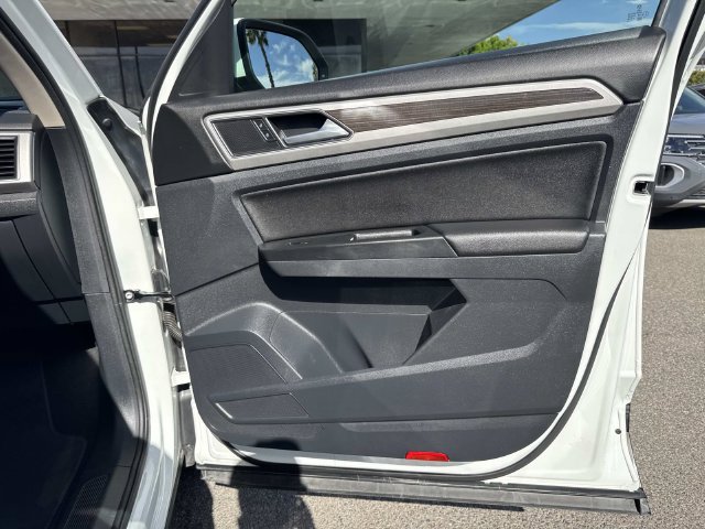 Used 2019 Volkswagen Atlas SE w/ Towing Package FWD image 34