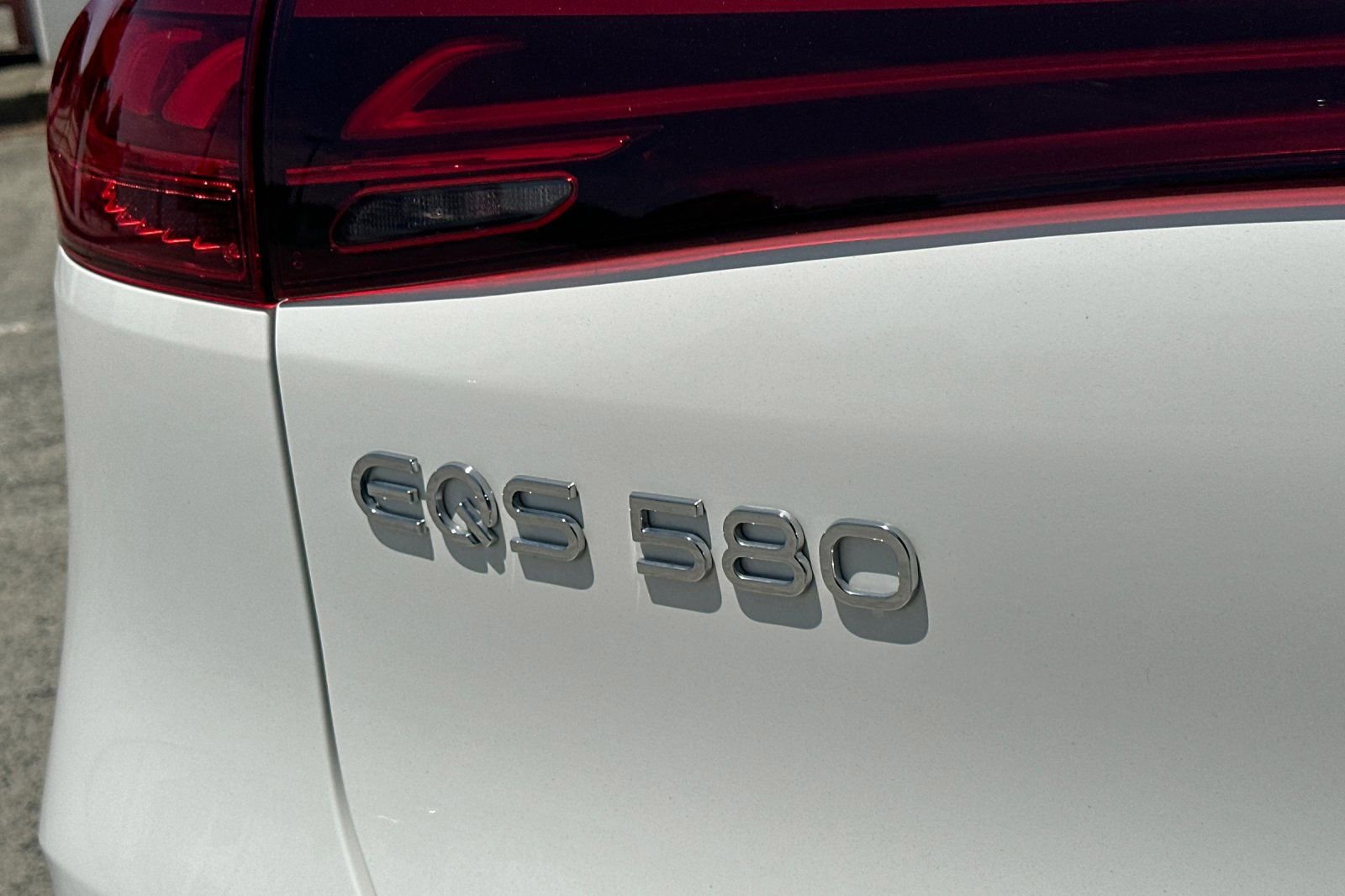 Used 2023 Mercedes-Benz EQS 580 4MATIC SUV image 44