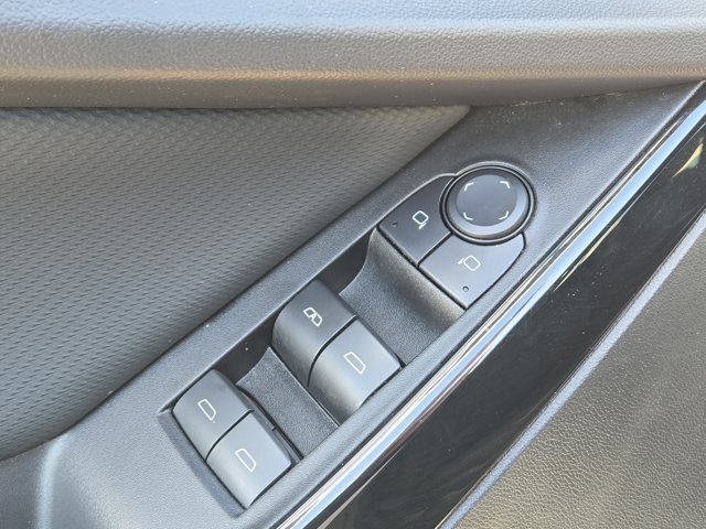 Used 2025 Chevrolet Equinox LT AWD/4WD image 27
