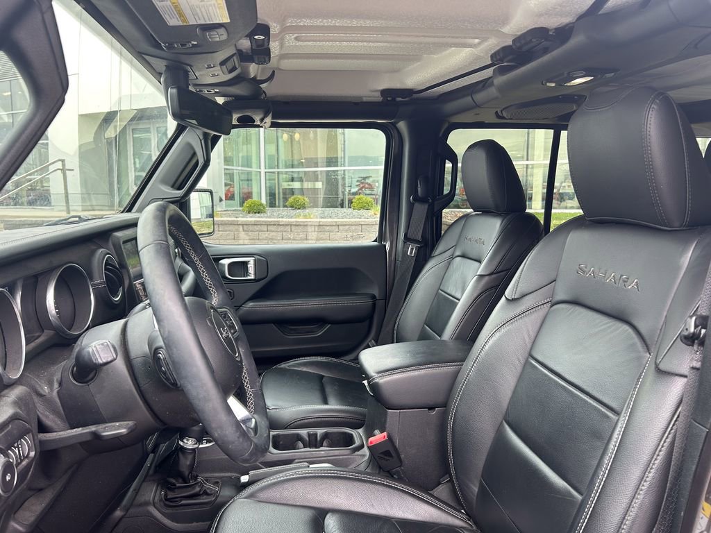 Used 2018 Jeep Wrangler Unlimited Sahara image 10