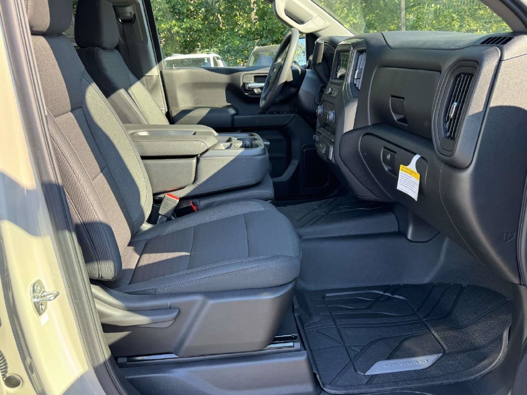 New 2026 Chevrolet Silverado 1500 Custom w/ Turbomax Blackout Package AWD/4WD image 14