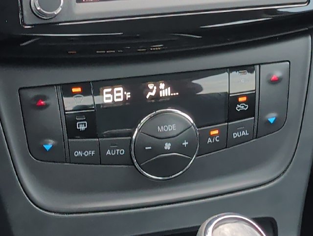 Used 2019 Nissan Sentra SV FWD image 19