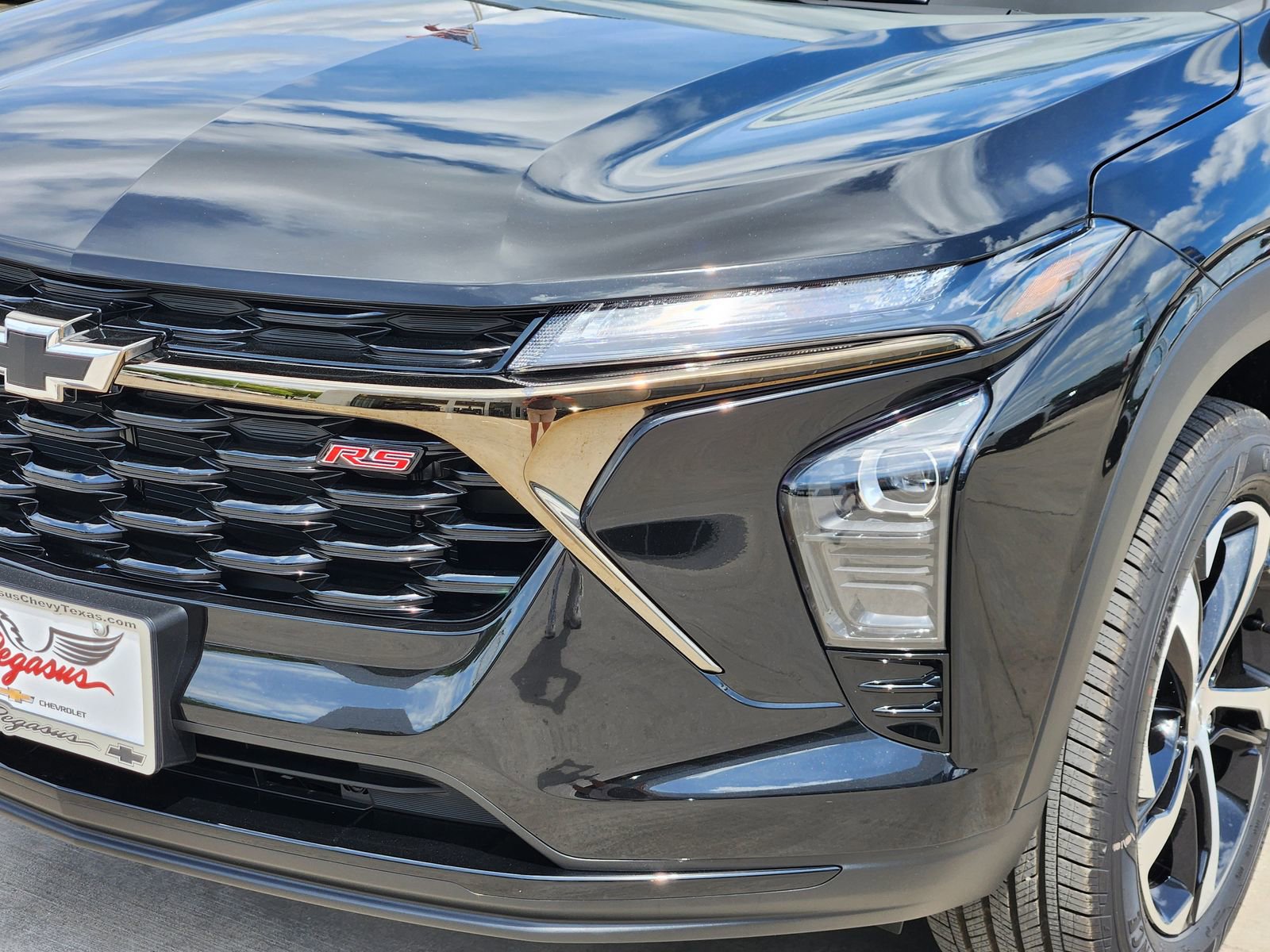 New 2026 Chevrolet Trax RS w/ Driver Confidence Package FWD image 9