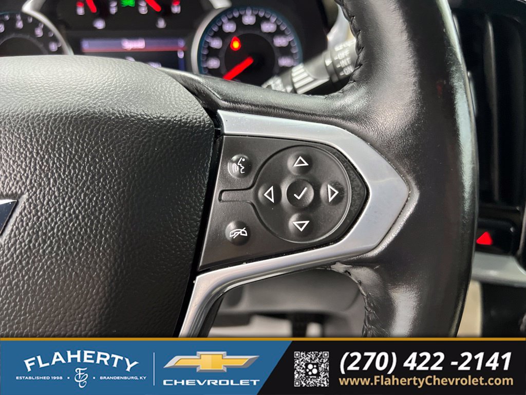 Used 2022 Chevrolet Traverse LT FWD image 26