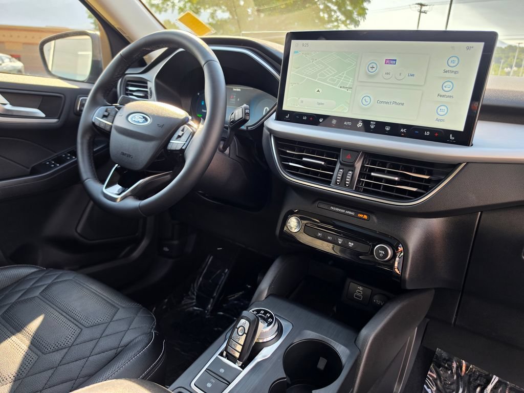 Used 2024 Ford Escape SE w/ PHEV Premium Package FWD image 20