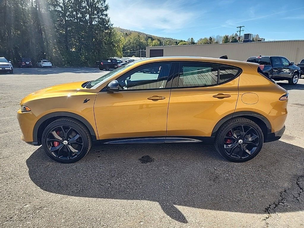 Used 2024 Dodge Hornet R/T Plus image 5