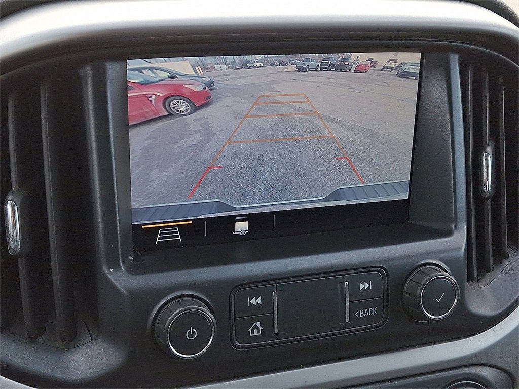 Used 2019 Chevrolet Colorado LT w/ LT Convenience Package image 4