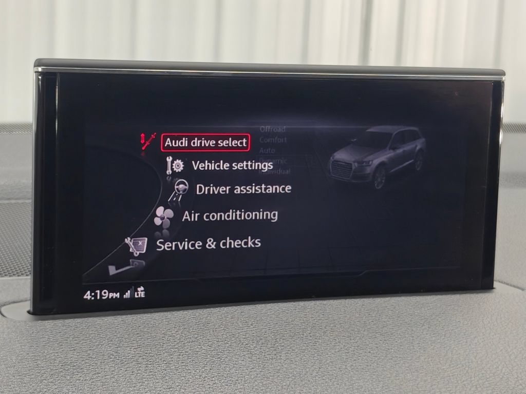 Used 2017 Audi Q7 3.0T Prestige AWD/4WD image 48
