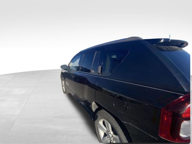 Used 2015 Jeep Compass High Altitude image 5