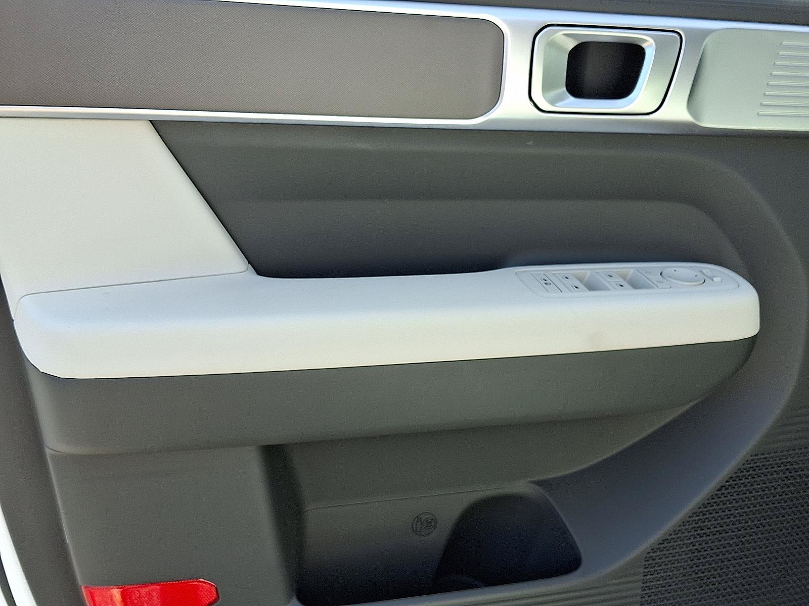 New 2026 Hyundai Santa Fe SE AWD/4WD image 8