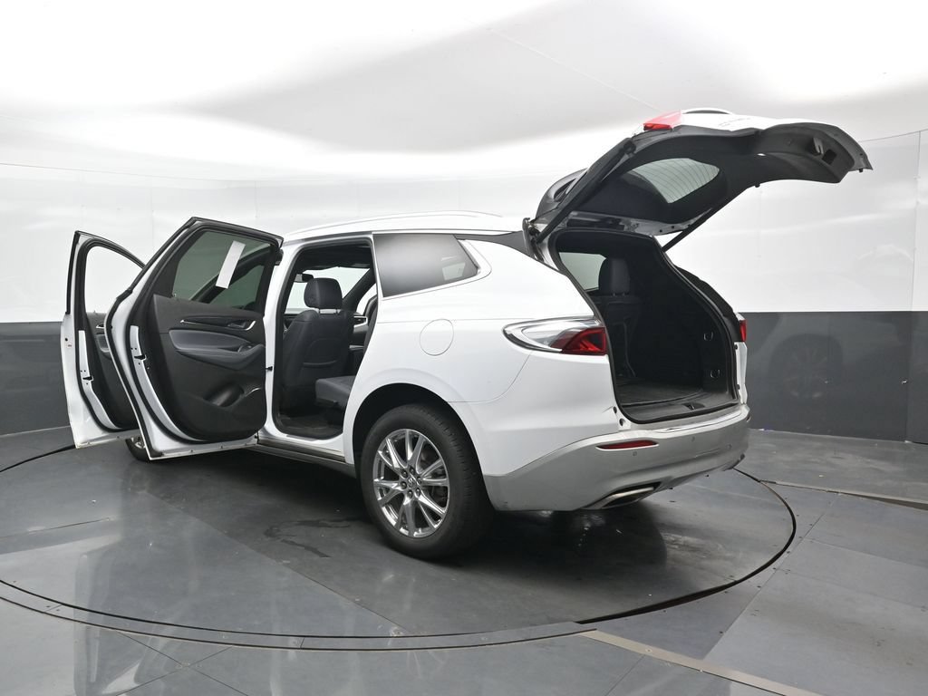 Used 2023 Buick Enclave Essence w/ Experience Buick Package AWD/4WD image 48