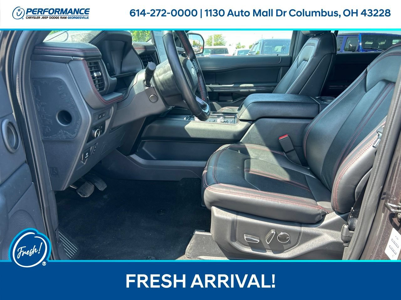 Used 2024 Ford Expedition Limited AWD/4WD image 12