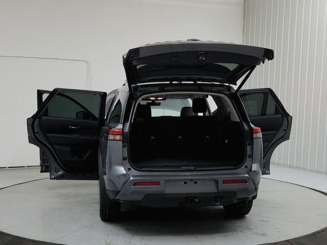 New 2026 Nissan Pathfinder SL w/ SL Premium Package image 14