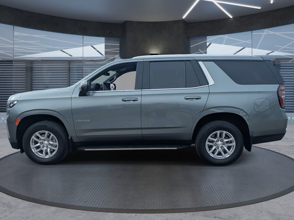 Used 2023 Chevrolet Tahoe LT w/ Luxury Package RWD image 3