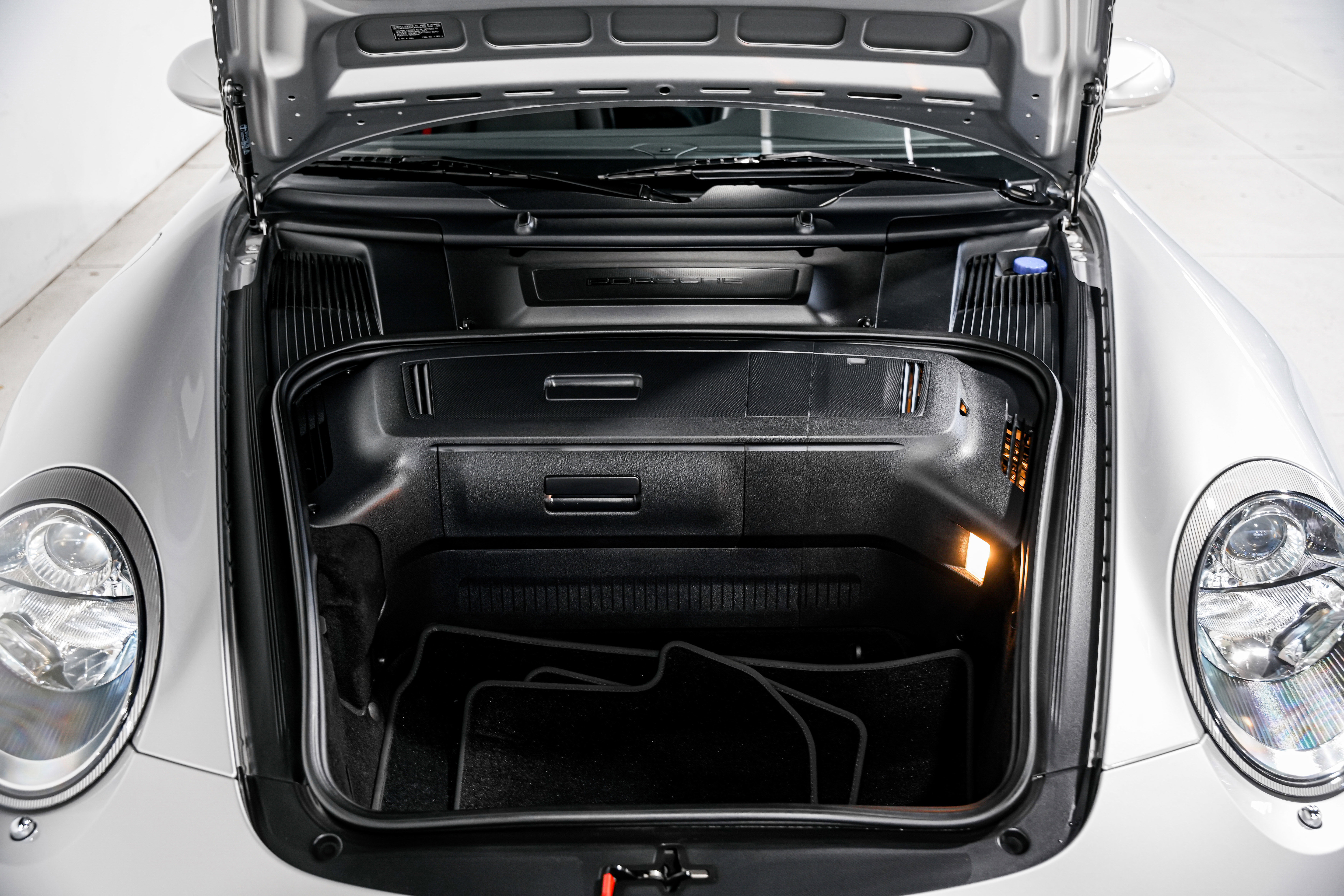 Used 2010 Porsche 911 Carrera S image 43