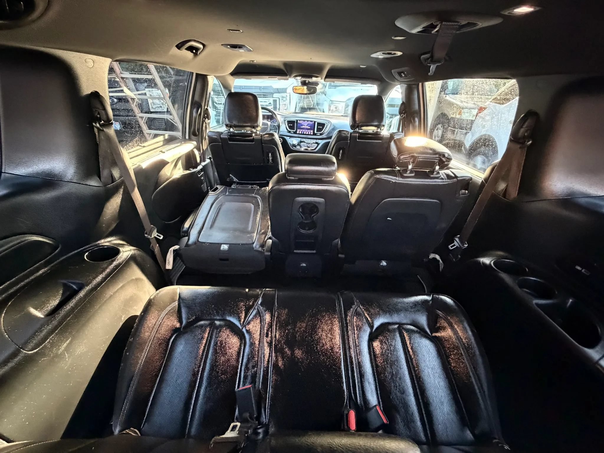 Used 2019 Chrysler Pacifica Touring-L Plus w/ Advanced Safetytec Group FWD image 27