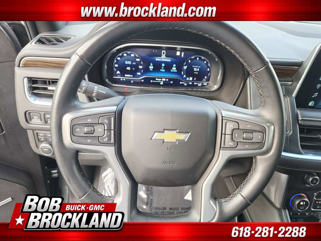 Used 2023 Chevrolet Suburban Premier image 21