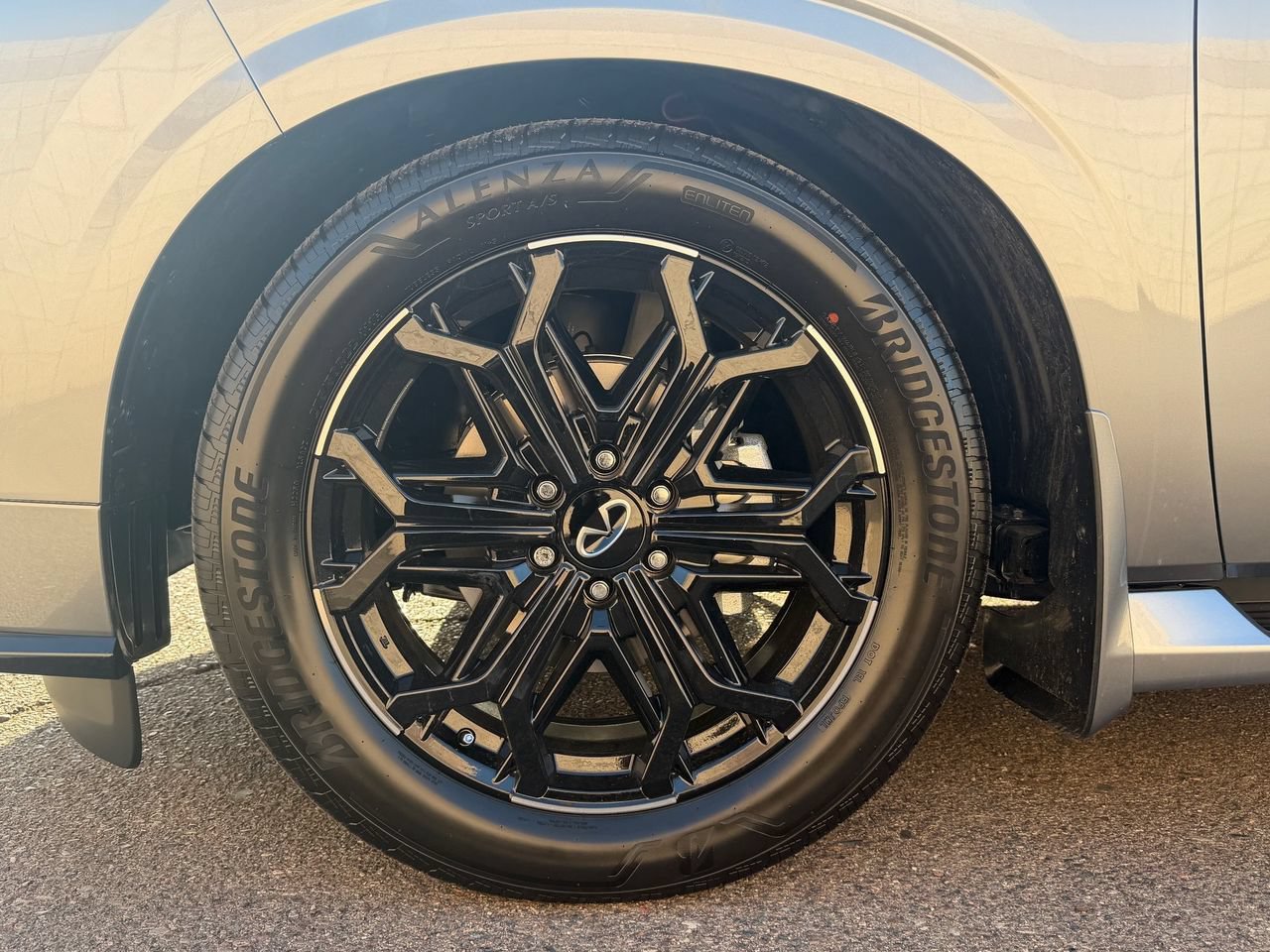 New 2027 INFINITI QX80 Sensory AWD/4WD image 9