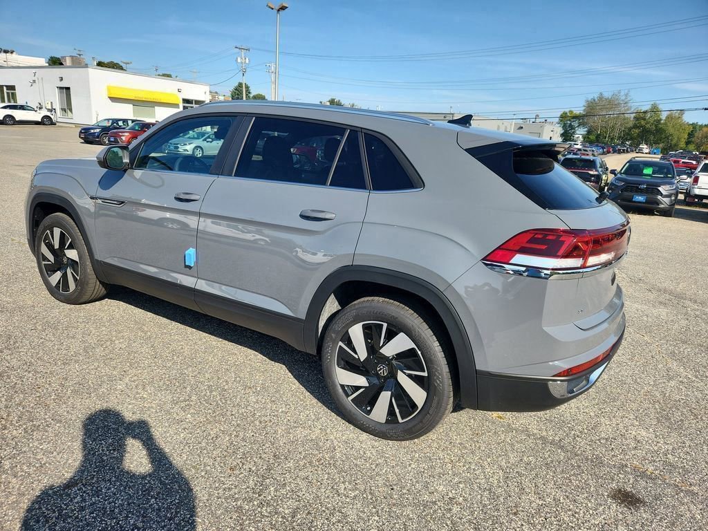 New 2026 Volkswagen Atlas Cross Sport SE image 5