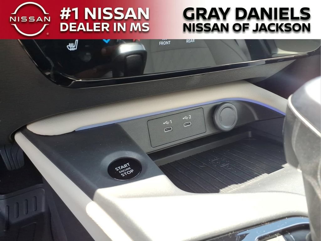 New 2026 Nissan Sentra SL w/ Floor Mat Package FWD image 18