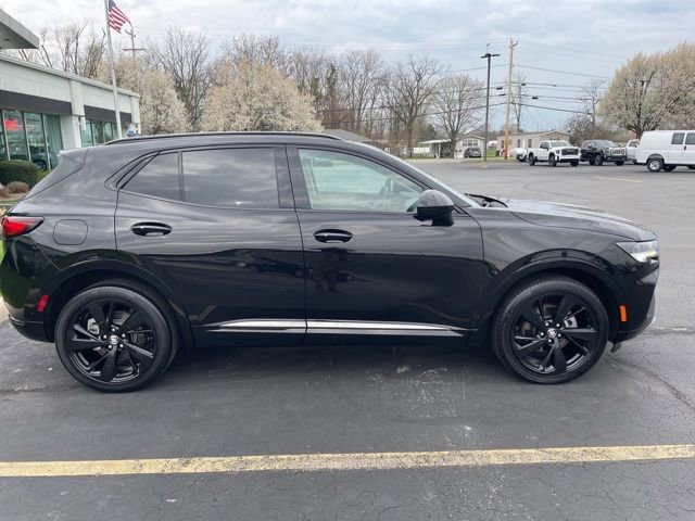 Used 2022 Buick Envision Essence w/ Technology Package I image 10