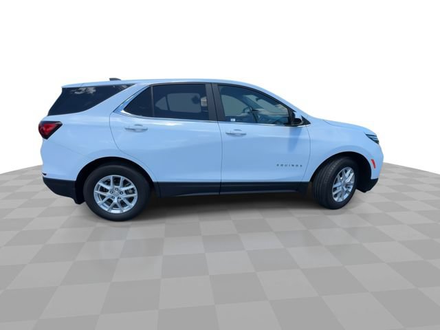 Certified 2024 Chevrolet Equinox LT w/ LPO, Floor Liner Package FWD image 9