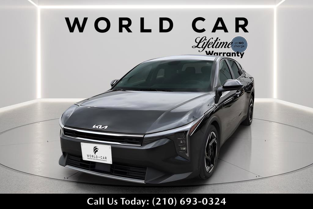 Certified 2025 Kia K4 EX image 3