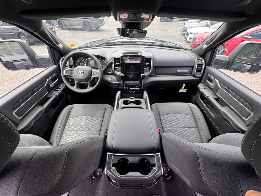 New 2026 RAM 2500 Big Horn AWD/4WD image 24
