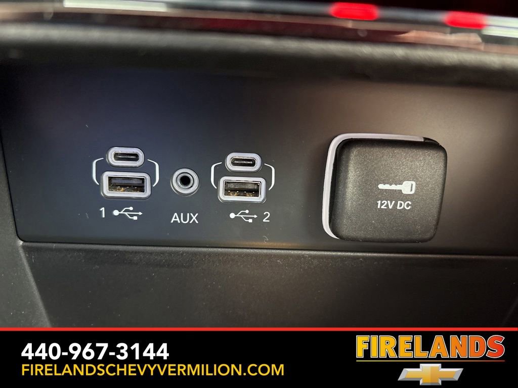 Used 2023 Jeep Grand Cherokee Limited w/ Black Appearance Package AWD/4WD image 23
