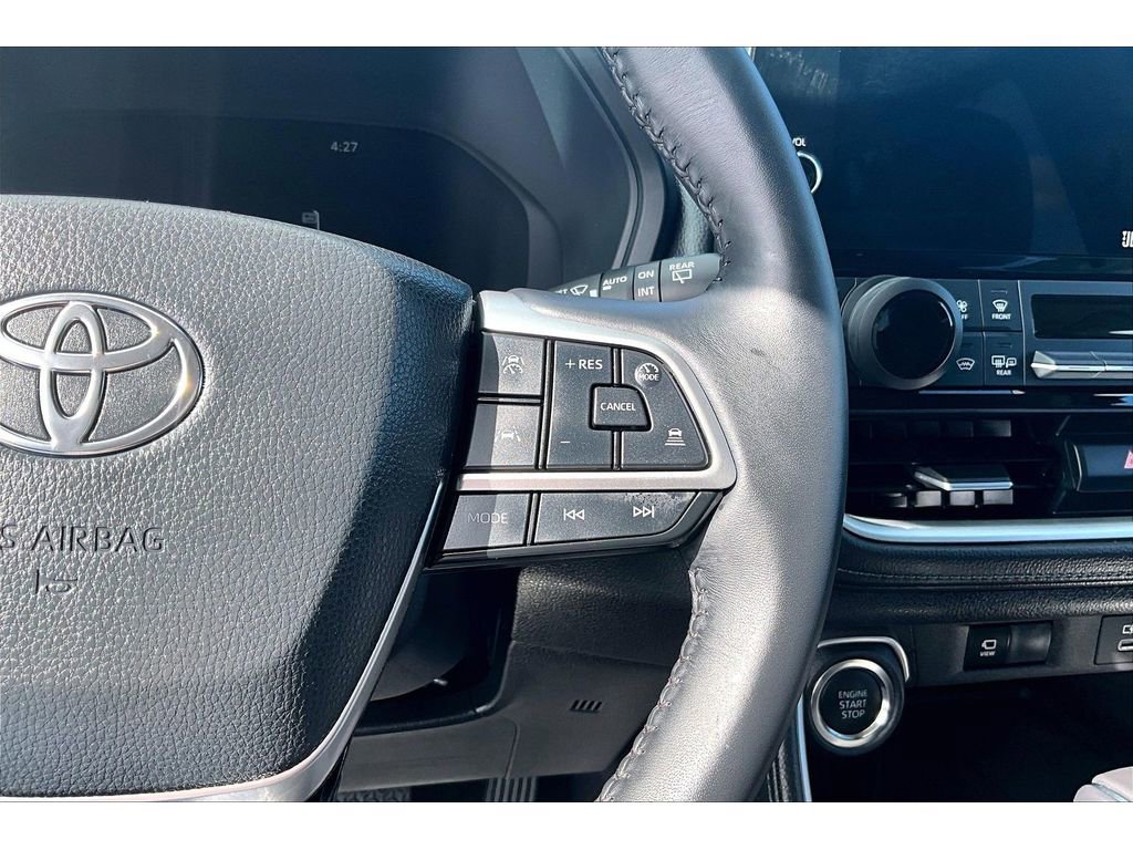 Used 2026 Toyota Grand Highlander Limited image 12