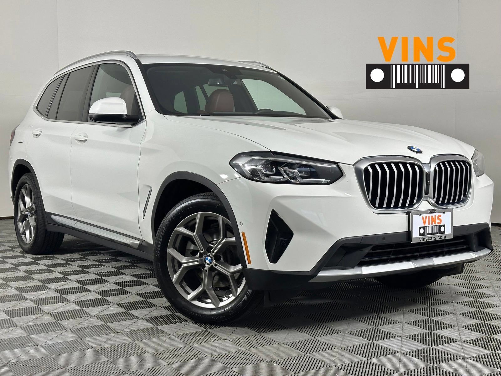 Used 2023 BMW X3 xDrive30i w/ Convenience Package w/ZPA AWD/4WD video 1