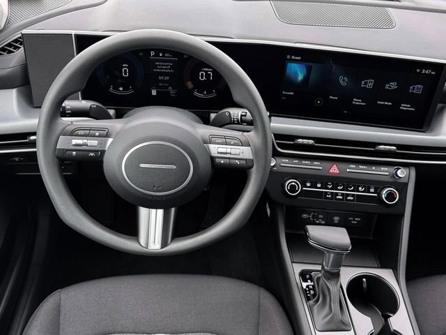 New 2026 Hyundai Sonata SE FWD image 17
