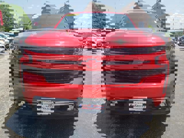 Used 2019 Chevrolet Silverado 1500 RST w/ All-Star Edition AWD/4WD image 2