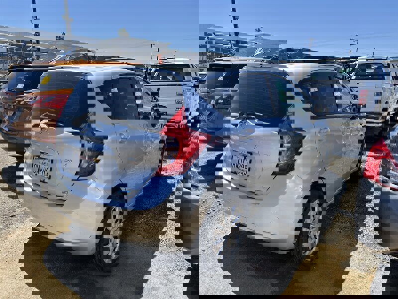 Used 2015 Nissan Versa Note SV image 37