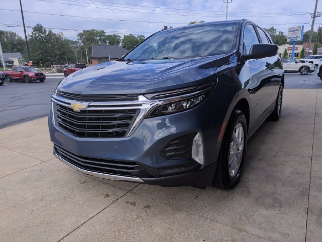 Used 2024 Chevrolet Equinox LT FWD image 4