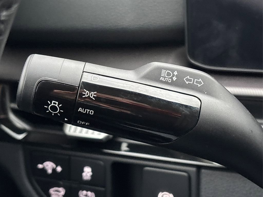 New 2026 Kia Sportage EX image 17