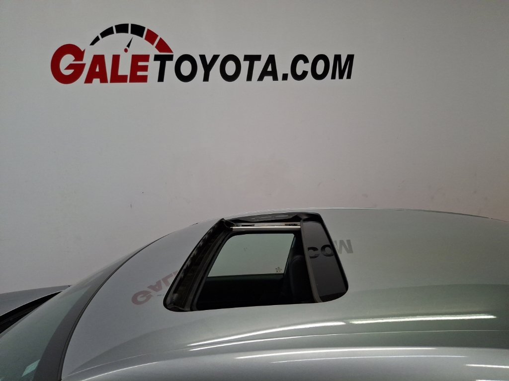 Used 2022 Honda Civic Sport Touring image 8