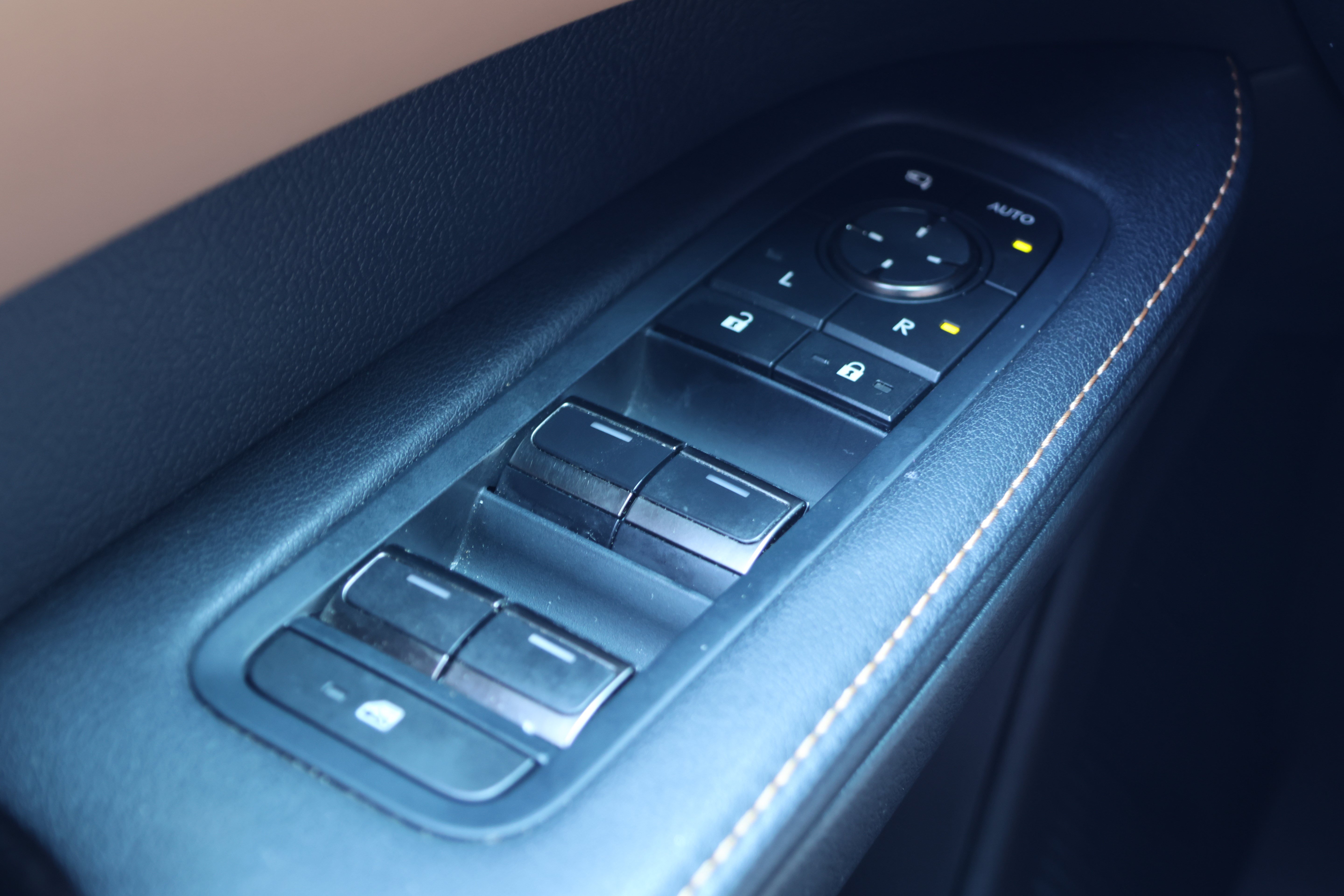 Used 2023 Lexus RX 350 Premium w/ Cold Area Package FWD image 13