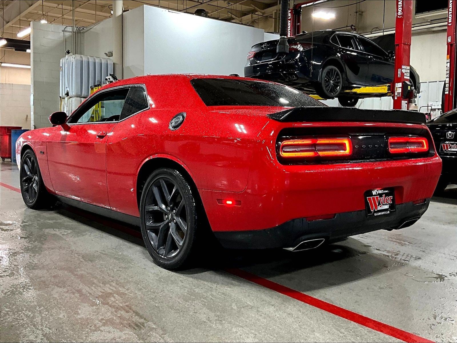 Used 2012 Dodge Challenger R/T w/ Sound Group II RWD image 4