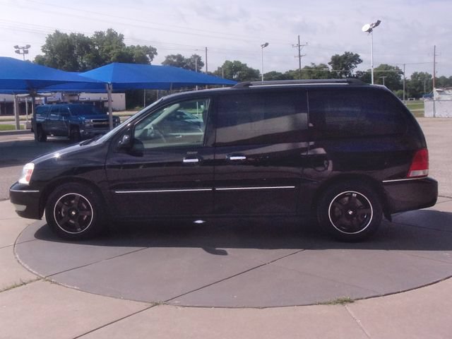 Used 2006 Ford Freestar Limited FWD image 12