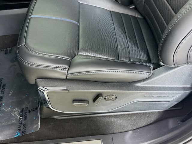 New 2026 Ford F450 Platinum w/ FX4 Off-Road Package image 20
