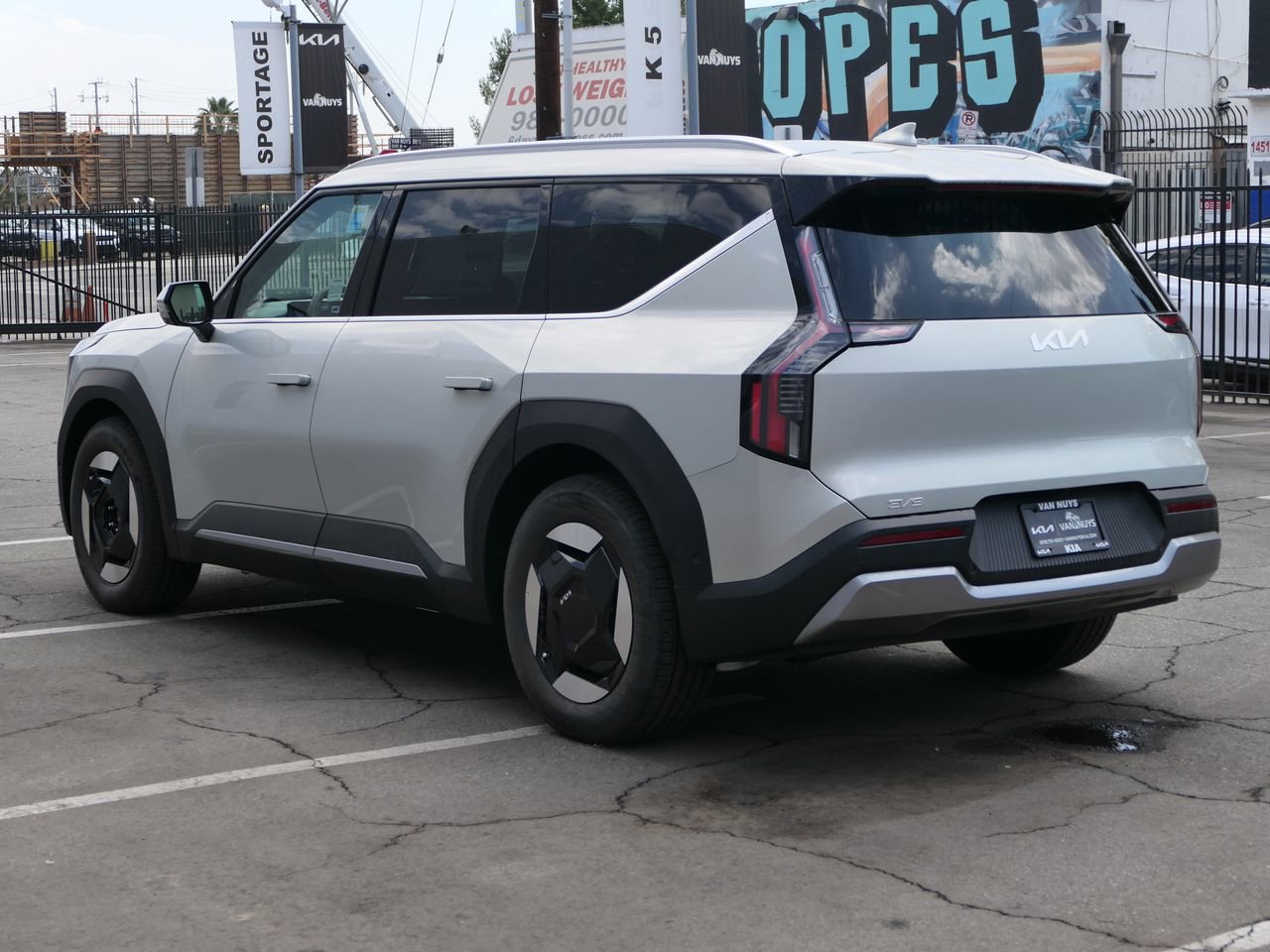 New 2026 Kia EV9 Wind image 6