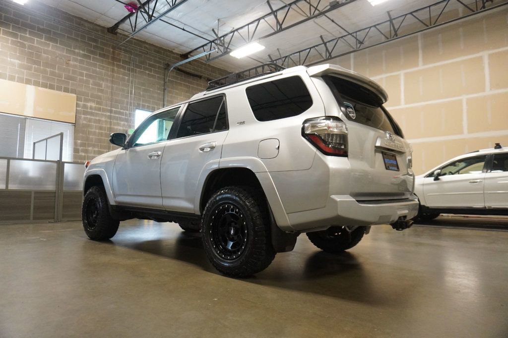 Used 2018 Toyota 4Runner SR5 Premium image 3