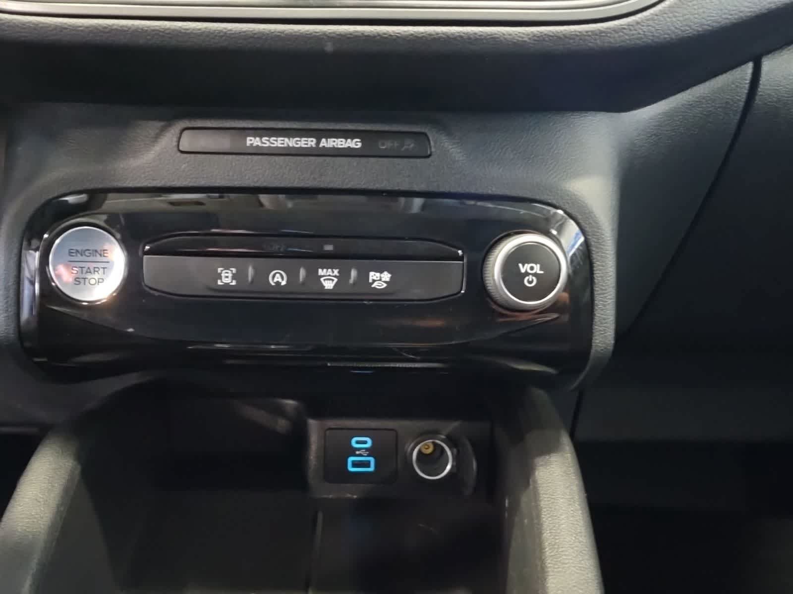 Used 2023 Ford Escape Active w/ Tech Pack #1 AWD/4WD image 21