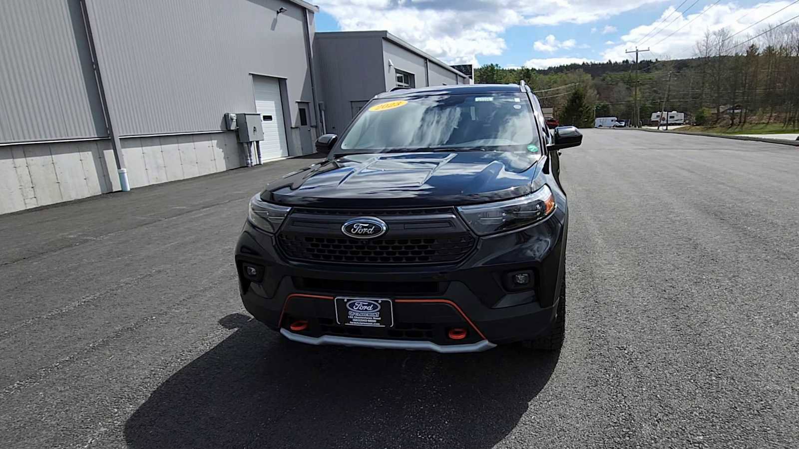 Used 2023 Ford Explorer Timberline w/ Timberline Technology Package AWD/4WD image 3