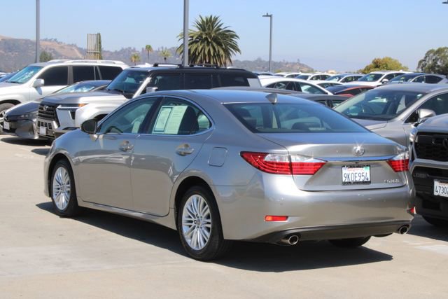 Used 2015 Lexus ES 350 w/ Premium Package FWD image 20