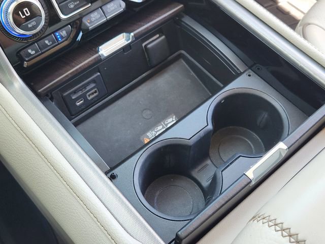 Used 2021 GMC Yukon Denali w/ Denali Premium Package image 21