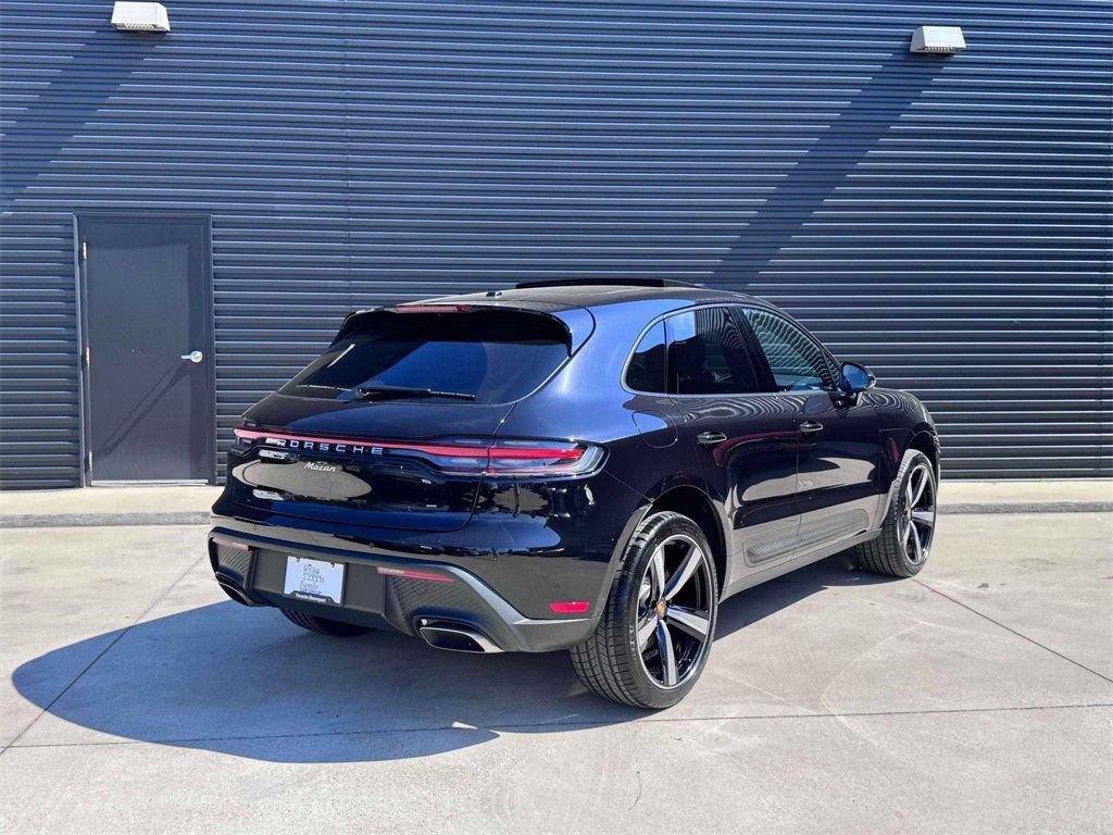 New 2025 Porsche Macan AWD/4WD image 8