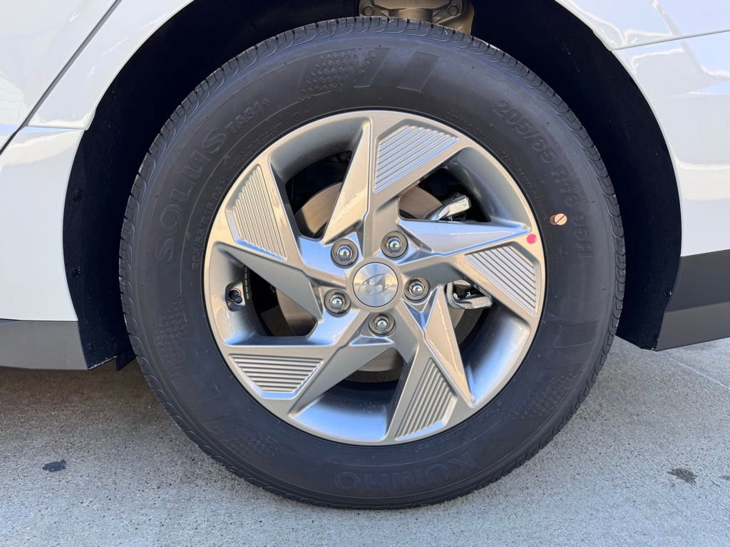 New 2026 Hyundai Sonata SE FWD image 22