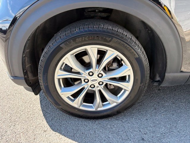 Used 2023 Ford Explorer XLT w/ Equipment Group 202A AWD/4WD image 13